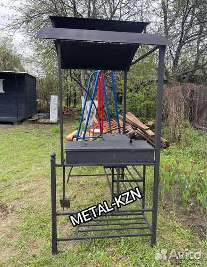 Мангал с крышей и печью под казан 