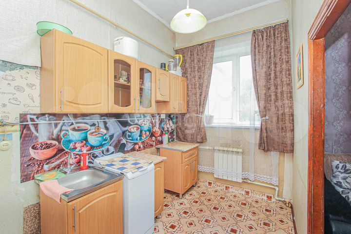 Комната 38 м² в 2-к., 2/3 эт.