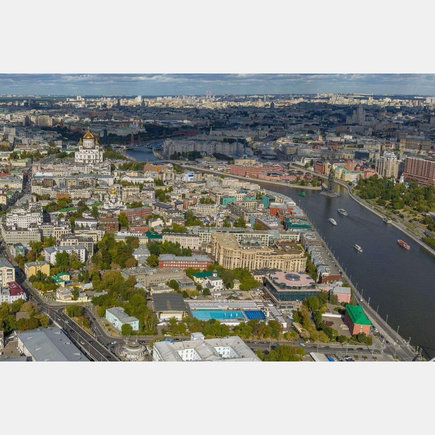 3-к. квартира, 243 м², 2/6 эт.