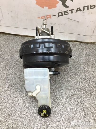 Усилитель тормозов вакуумный с гтц Ford Focus 3