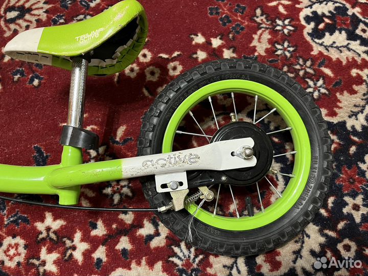 Беговел триумф с тормозом