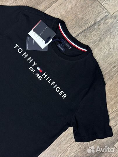 Мужская футболка Tommy Hilfiger черная новая