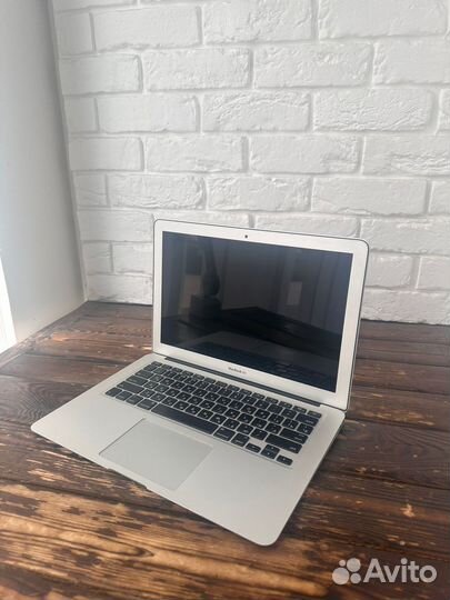 MacBook Air 13 Mid 2013 Intel Core i5 1.30Ghz/4гб