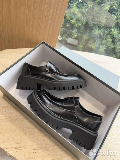 Топсайдеры женские Balenciaga