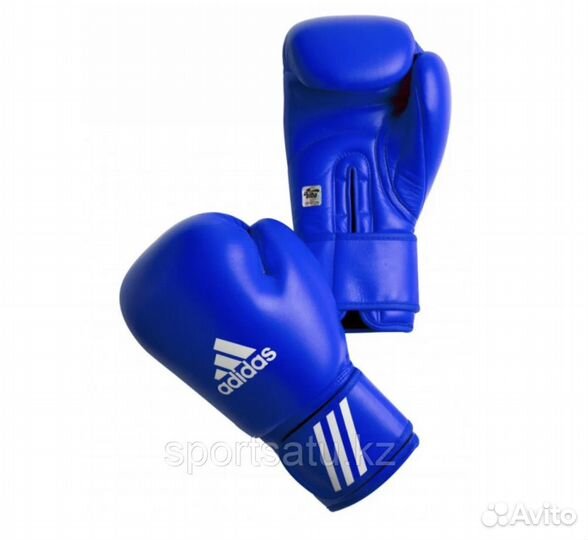 Боксерские перчатки,шлема и формы