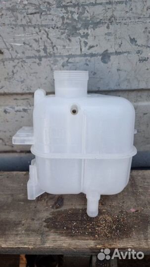 Бачок расширительный Chevrolet Spark