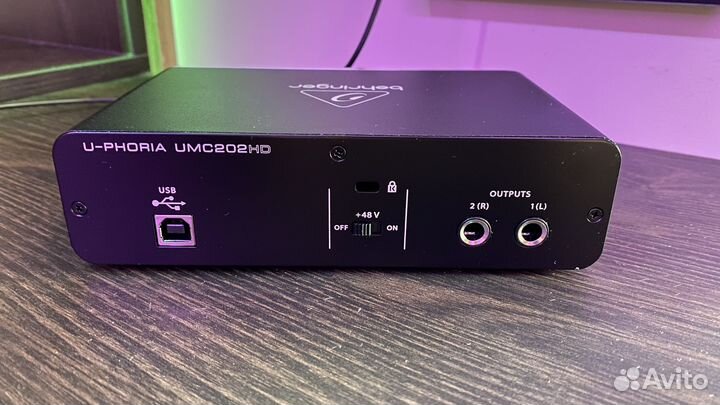 Звуковая карта behringer umc202hd