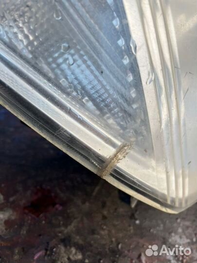 Фара передняя правая Nissan Navara 2.5 DIZ 2008