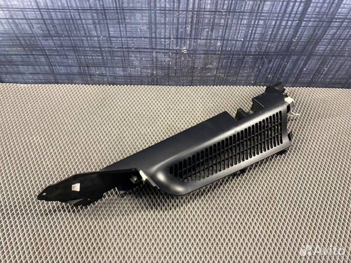 Пластик багажника правый Bmw X5 E53 M54 2006