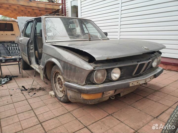 Бмв е28 в разборе