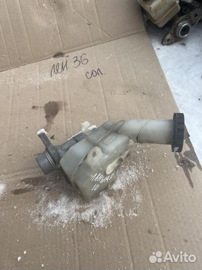 Главный тормозной цилиндр Mitsubishi Lancer 10