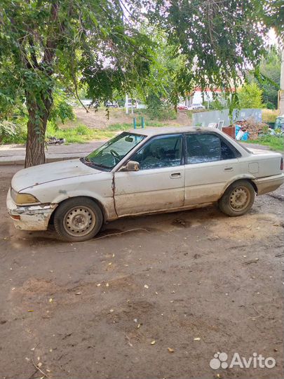 Toyota Corolla 1.6 AT, 1989, 360 000 км