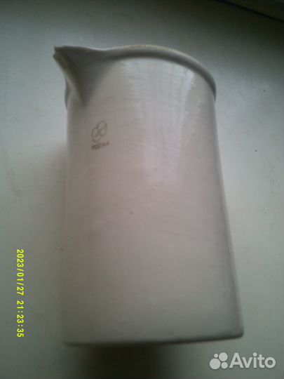 Лабораторный кувшин для химлаборатории