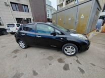 Nissan Leaf AT, 2011, 100 000 км, с пробегом, цена 485 000 руб.