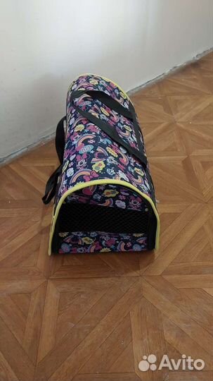 Переноска для кошек и собак