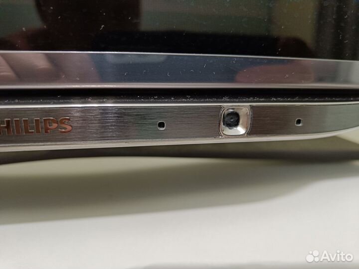 Телевизор Philips 46 PFL8008S