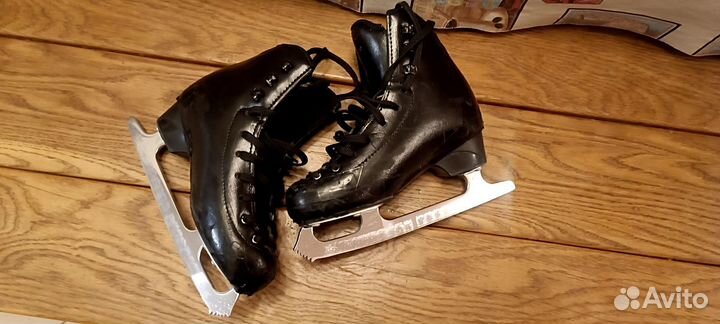 Фигурные коньки risport 205