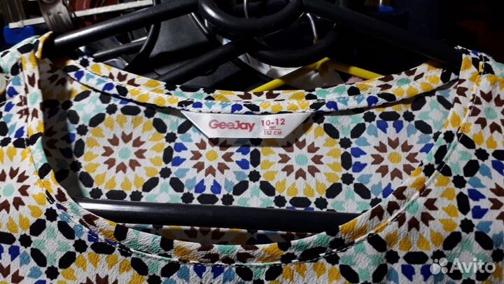 Кофточки для девочек на 10-12 лет/рост 152 см