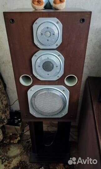 Колонки эстония 35ас 021 со Стойками