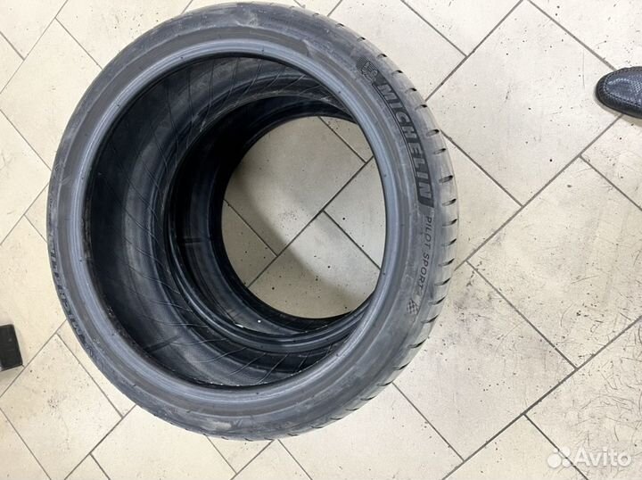 Michelin Pilot Sport 4 225/40 R18 и 255/35 R18 94Y