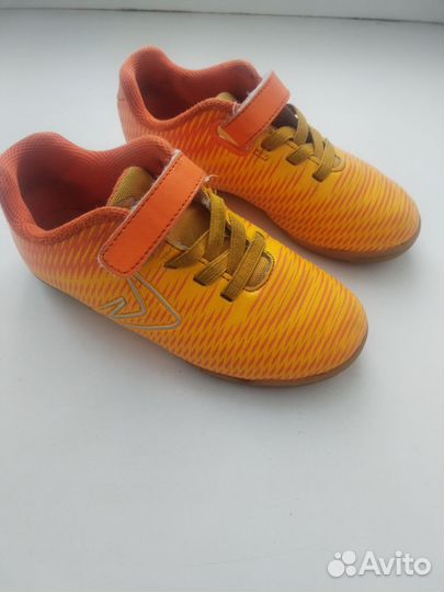 Футзалки demix