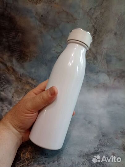 Бутылка для воды с наушниками