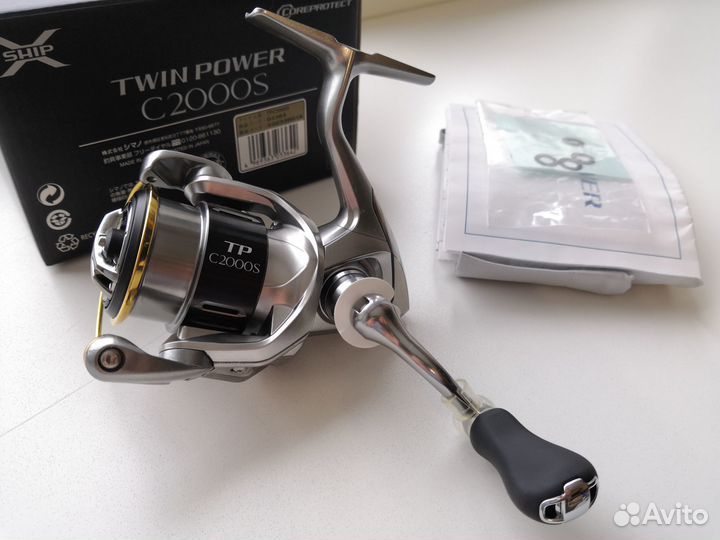 Shimano 15 Twin Power C2000S