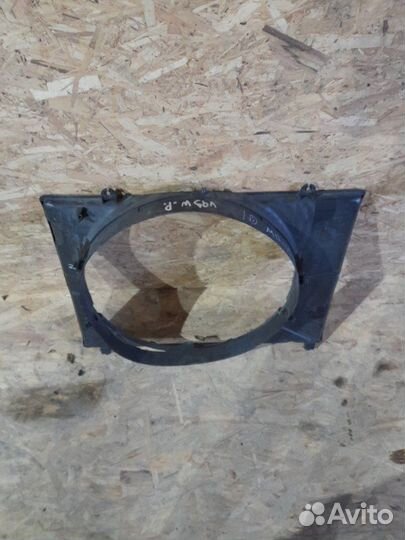 Кожух вентилятора Mitsubishi Pajero V93W 6G72 2007