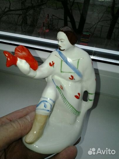 Статуэтка фарфоровая,винтаж1960г