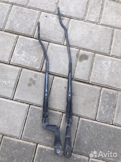 Поводки дворников Skoda Fabia