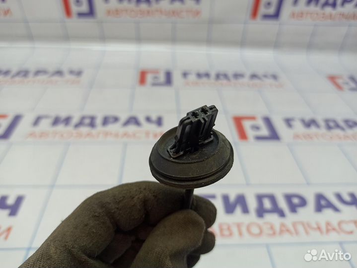 Активатор замка крышки бензобака Volkswagen Polo S