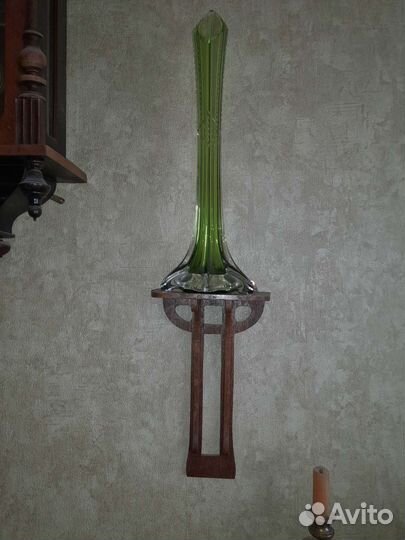 Старинная стеклянная вазочка