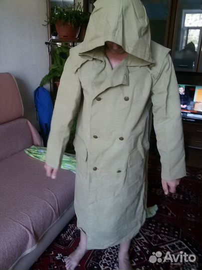 Плащ армейский (СССР) для караульной сл. брезент