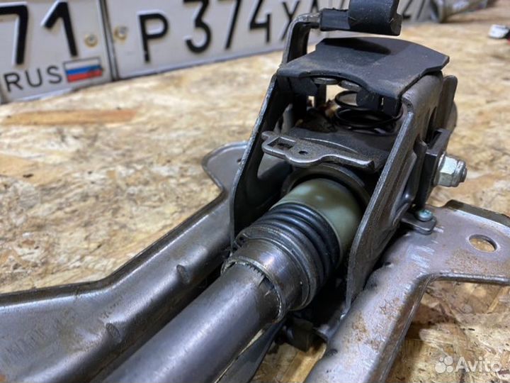 Рулевая колонка Ford Fiesta 5 3D 2006