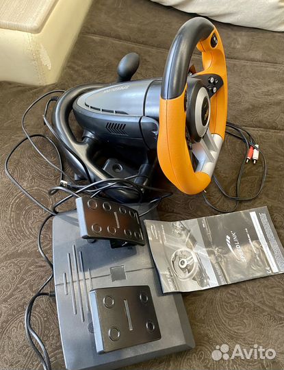 Продам руль с педалями для компьютера Новый