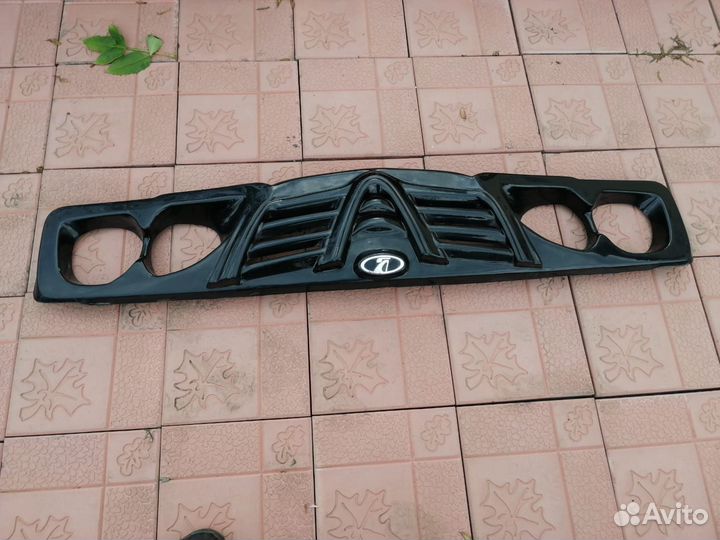 Продам накладку на фары (Очки) на жигули ваз 2106