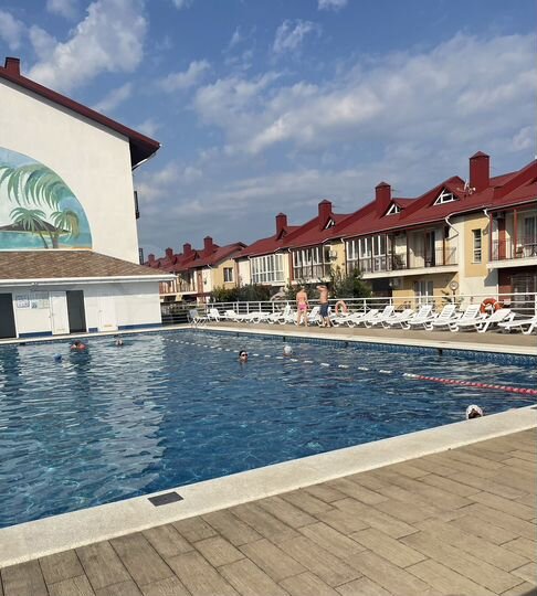 2-к. квартира, 78 м², 2/3 эт.