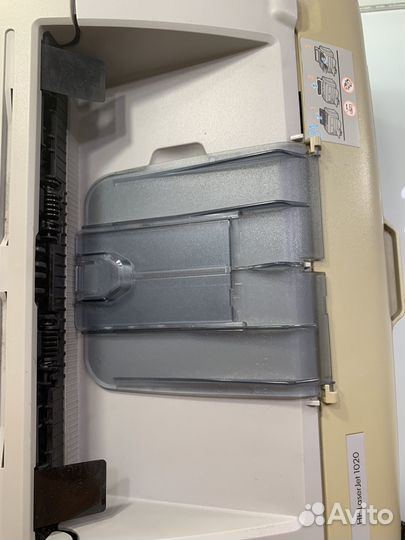 Принтер HP LaserJet 1020