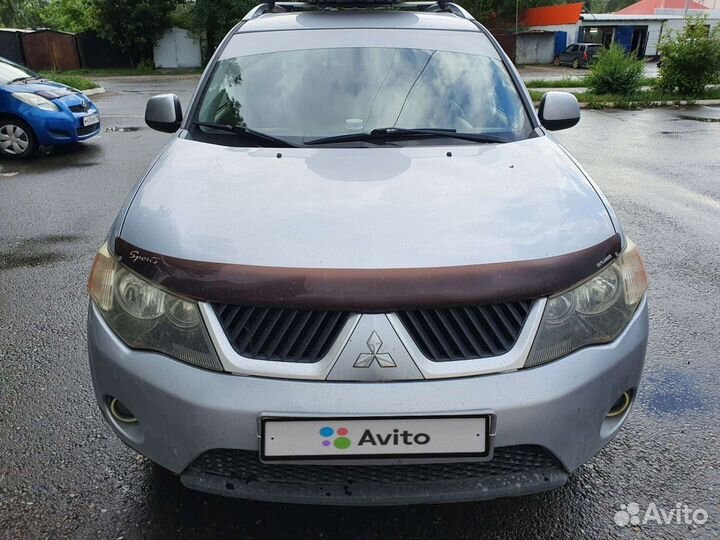 Mitsubishi Outlander 2.4 МТ, 2008, битый, 168 000 км