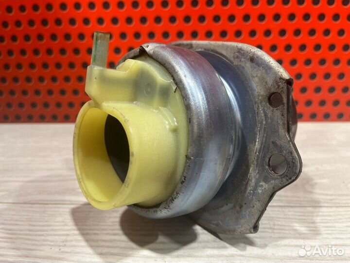 Подушка двигателя правая Bmw X6 F16 2018