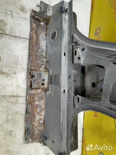 Центральная стойка кузова правая Renault Megane 2