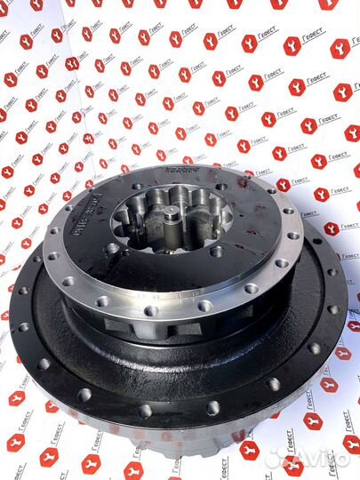 Бортовой редуктор Komatsu PC220LC-7 20Y-27-00352