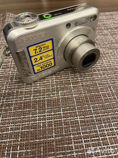 Компактный фотоаппарат sony