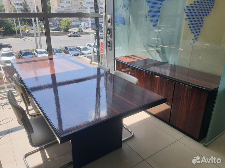 Стол Италия