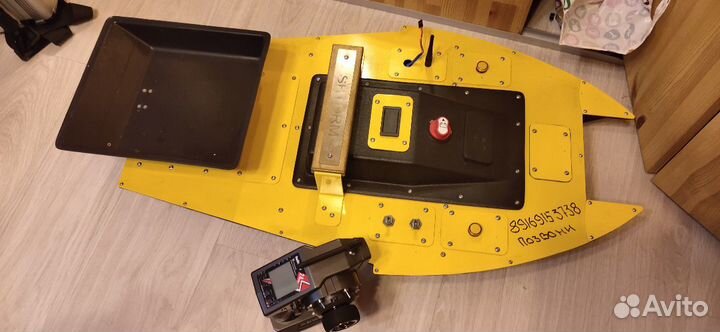 Карповый кораблик