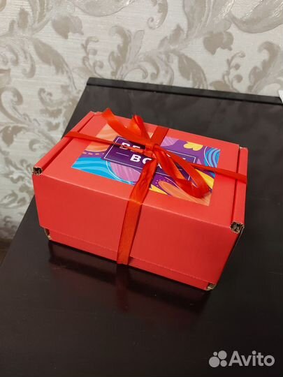 Подарочный набор 18 предметов (маски, патчи, гель)