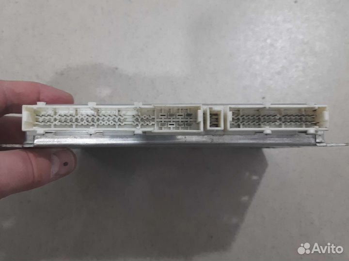 Блок гидроподвески