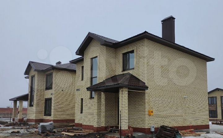 Коттедж 148 м² на участке 5 сот.