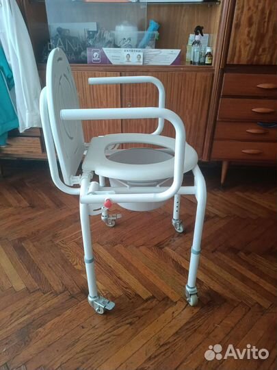 Кресло туалет для инвалидов
