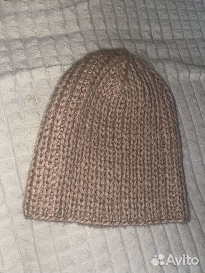 Шапка вязаная ручная работа
